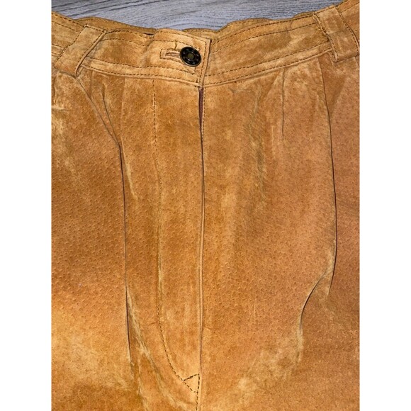 Gantos Vintage Women's Genuine Suede Bermuda Shorts size 11/12 Pleated Lined - Picture 4 of 9